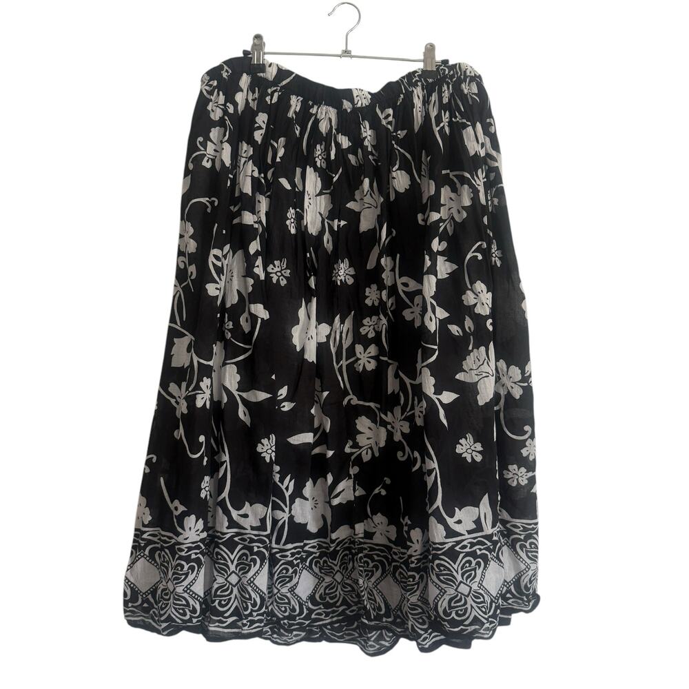 Life Style Skirt Womens 1X Black White Floral Midi Flowy Whimsical Ethereal